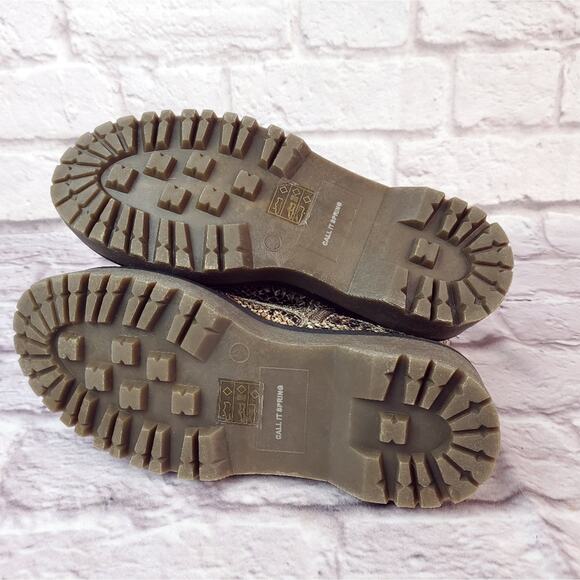 Call it spring women's size 7.5 vegan combat lace up boots snake print - Picture 11 of 13